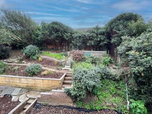 Photo 19- click for photo gallery